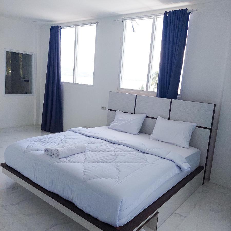 The Riton Hotel Tigaras מראה חיצוני תמונה